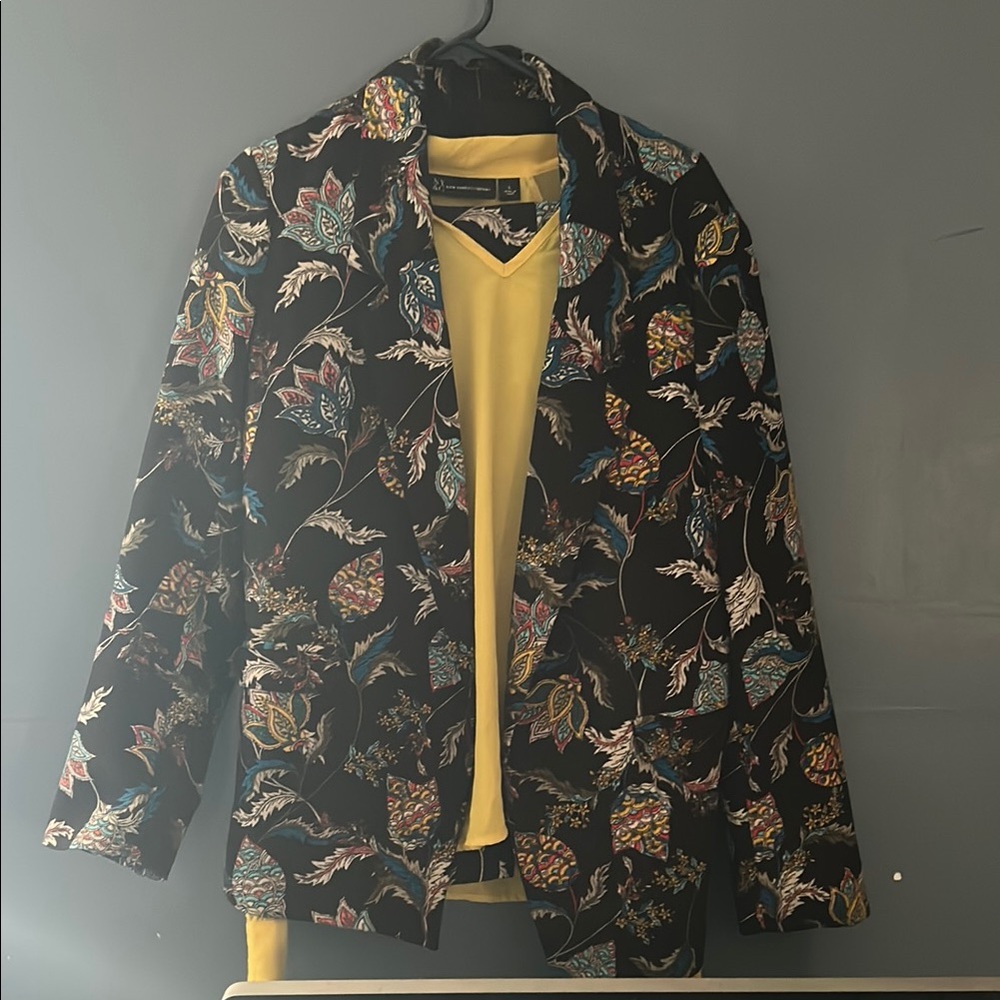 Floral Patterned Blazer with Yellow Top